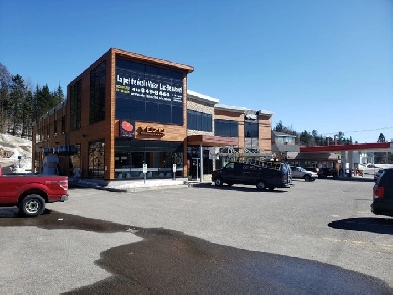 LOCAL COMMERCIAL LAC BEAUPORT Image# 1