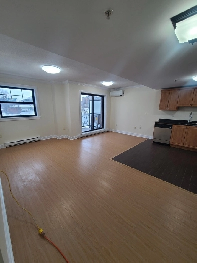 Downtown Halifax Beautiful 1 Bedroom Available Now! Image# 1