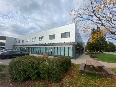 OFFICE SPACE FOR LEASE ON ANTARES DRIVE! Image# 1