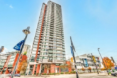 1 bed & LARGE den with False Creek view in DT Vancouver for sale Image# 1