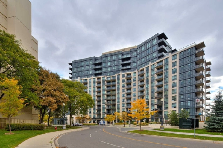 ETOBICOKE- 1 Bedroom Den Condo Rental- Royal York Road-Exclusive in City of Toronto,ON - Apartments & Condos for Rent