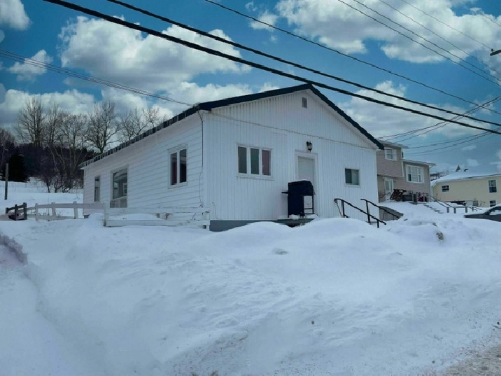Attention investors & first-time home buyers, 2 unit home in Corner Brook,NL - Houses for Sale