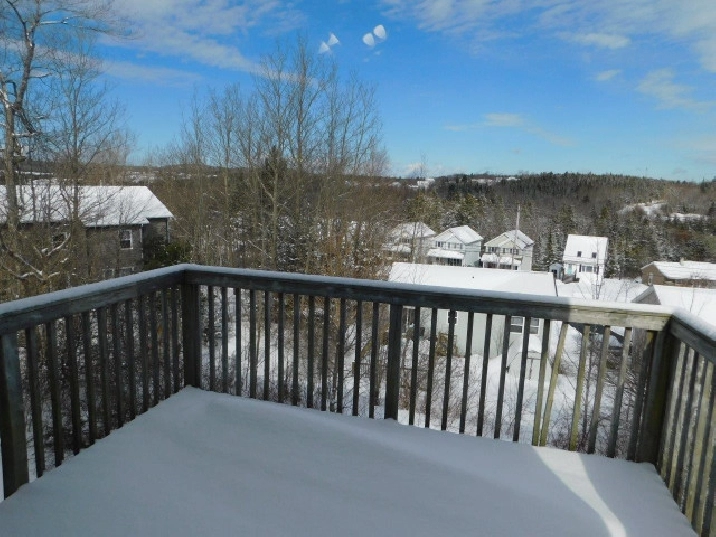 Beautiful Sackville Home/3beds/2.5baths VIDEO TOUR! in Bedford,NS