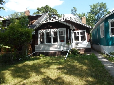 Beautil Heritage Home 4 Sale!(Regina) Image# 1