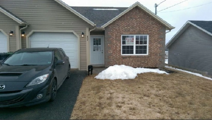 2 bedroom duplex with attached garage in Charlottetown,PE - Houses for Sale