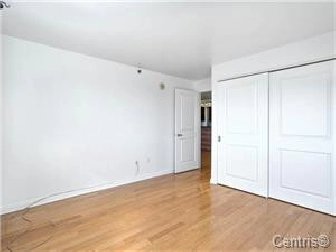 JARDIN WINDSOR CONDO NEAR BELL CENTRE BEST PRICE 2 BEDROOM in City of Montréal,QC - Condos for Sale