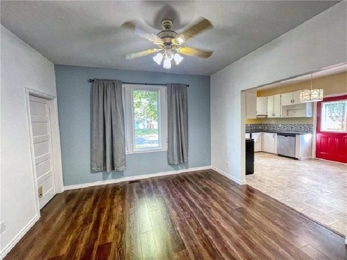 HOUSE FOR RENT DAUPHIN MB in Winnipeg,MB Apartments & Condos for Rent