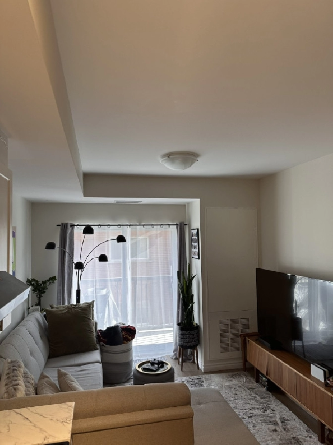 2 bedroom apartment close to u of w in Kitchener / Waterloo,ON