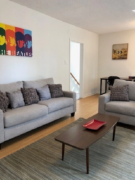 2 Bedroom Furnished Suite by U of A & Whyte Ave - May 1st in Edmonton,AB - Apartments & Condos for Rent