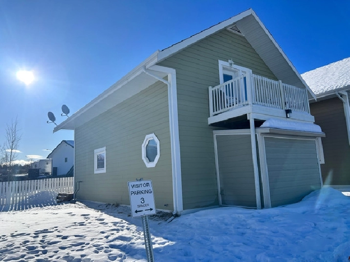 Falcon Ridge Condo for Sale! One of the best locations! in Whitehorse,YT - Houses for Sale