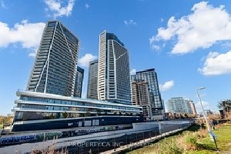 CONDO FOR SALE DOWNTOWN NO BIDDING WAR JUST WANT FAIR PRICE in City of Toronto,ON - Condos for Sale