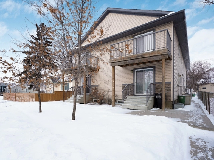 Fully Occupied 4-PLEX, Separate Titles, Prime Downtown Edmonton in Edmonton,AB - Houses for Sale