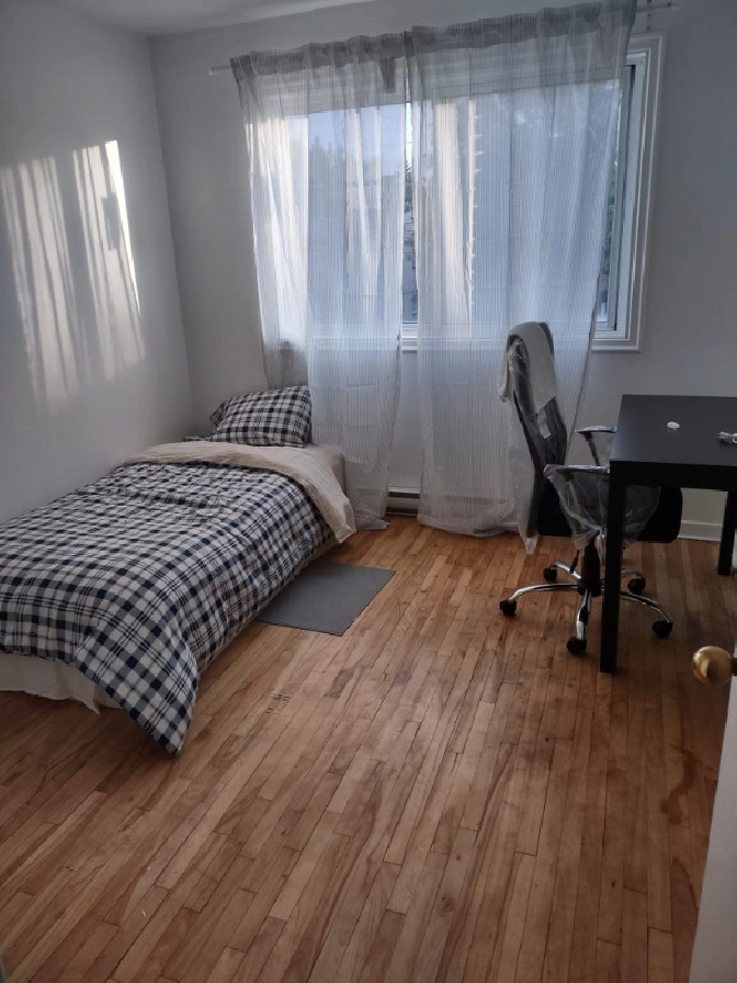 1 Chambre meublée à ANJOU, MONTRÉAL 800/mois ! in City of Montréal