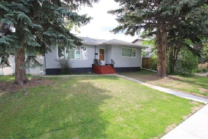 Welcome to Inglewood! Great investment property! in Edmonton,AB - Houses for Sale