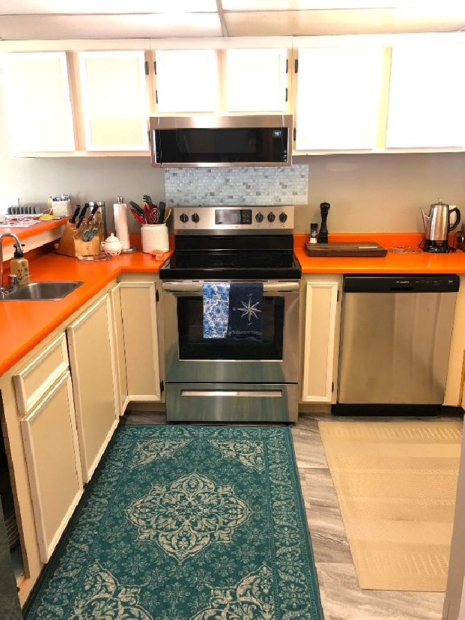 For Rent Beautiful Mountain Retreat (Apex, BC) in Penticton,BC