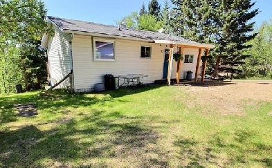 209 Lakeview Crescent, Mons Lake, AB Image# 1