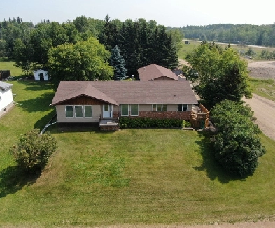 178 4th Street East, Pierceland, SK Image# 1
