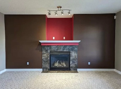 SPACIOUS DUAL MASTER SUITE DETACHED HOME