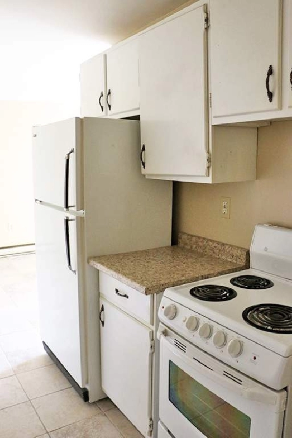 Ridgetown 2 Bedroom 16 Marsh St in ChathamKent,ON Apartments