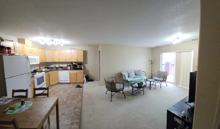 Two bedroom condo for rent in Ellerslie with heated parking in Edmonton,AB - Apartments & Condos for Rent