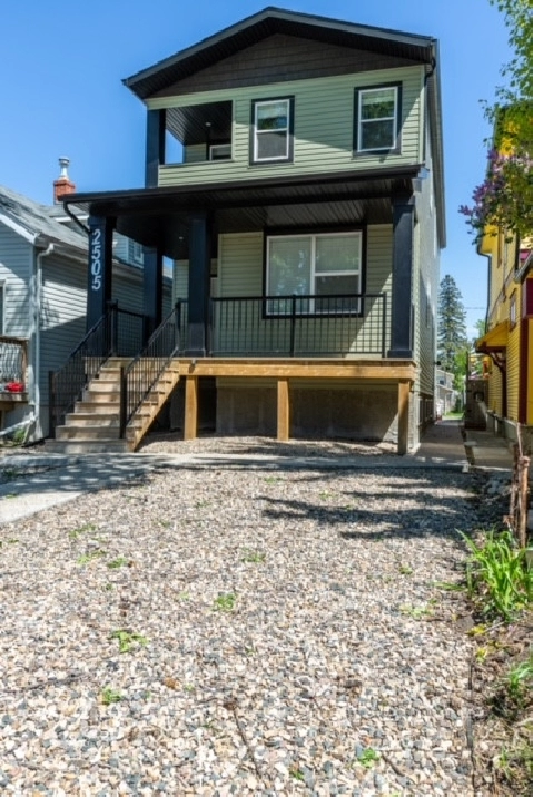 2505 Atkinson St - Investment Opportunity In Arnhem Place in Regina,SK - Houses for Sale