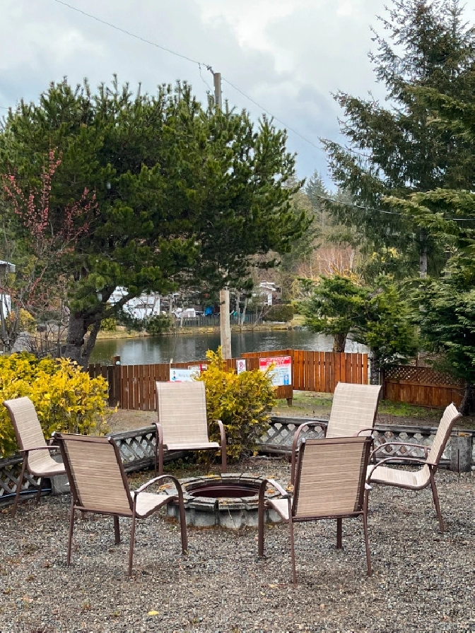 F19 Spider lake Springs Resort in Parksville / Qualicum Beach,BC