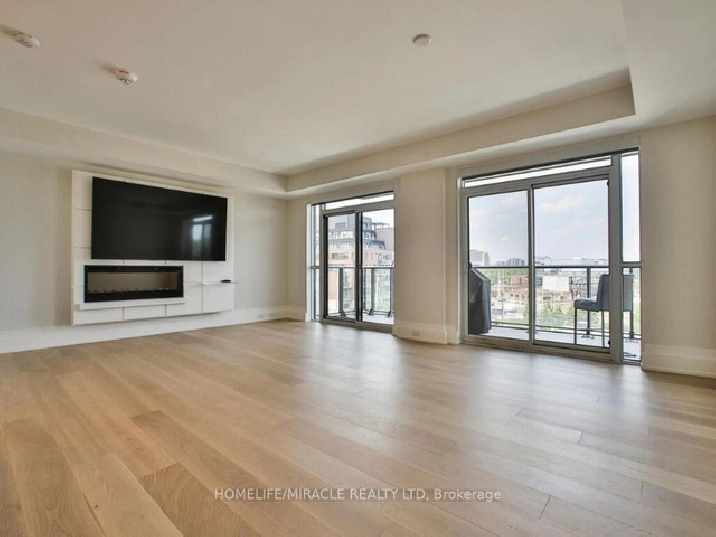 3 Bed 3 Bath Luxury Boutique Condo For Lease In Toronto! in City of Toronto,ON - Condos for Sale