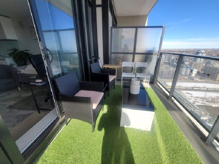 ONE BEDROOM IS AVAILABLE ON 35TH FLOOR - ​GUARDIAN TOWER in Calgary,AB - Apartments & Condos for Rent