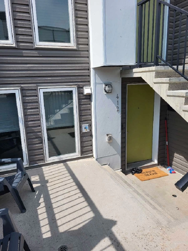Townhouse for sale by owner 1bd1bth in Calgary,AB - Condos for Sale