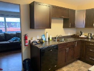 Short-term Room for rent in Riverdale Available April 1st Image# 1