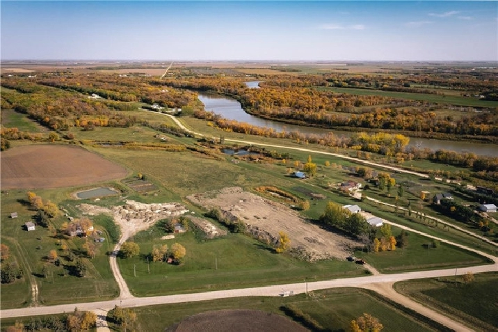 Lands For Sale - 8 minutes to the University Of Manitoba in Winnipeg,MB - Land for Sale