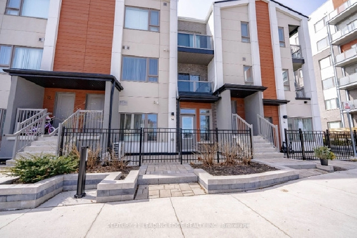 2 BR | 2 BA-Single Garage Condo Townhouse in Scarborough in City of Toronto,ON - Houses for Sale