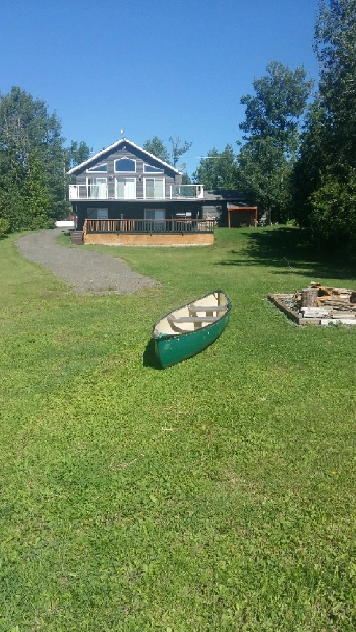 Lakefront home for sale whitefish lake near thunder bay! in Thunder Bay