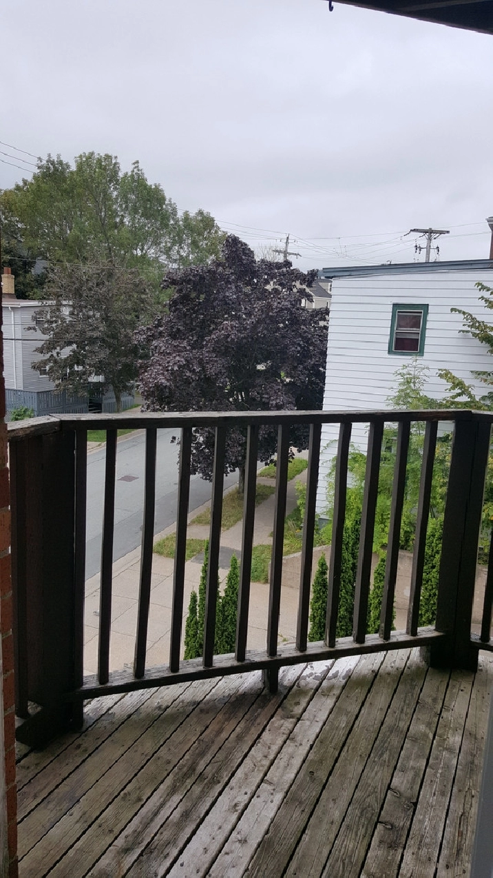 Fantastic one bedroom in Halifax's Northend MAY 1ST in City of