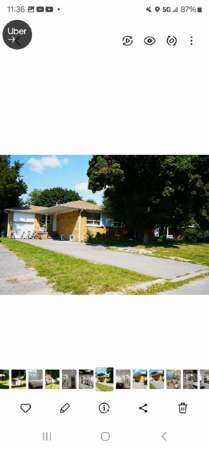 2 BDR BASEMENT APP. Large Livi. room, full washroom, kitchen in City of Toronto,ON - Apartments & Condos for Rent
