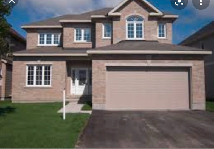 Stunning custom 5 bedroom home in most sort after area in Ottawa,ON - Apartments & Condos for Rent