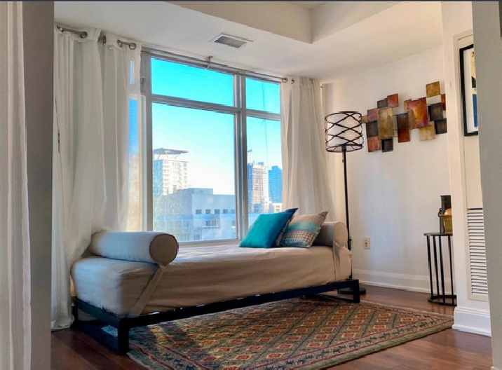 Furnished Condo. Short & Long Term Yonge and Eglinton 3,500 in City of