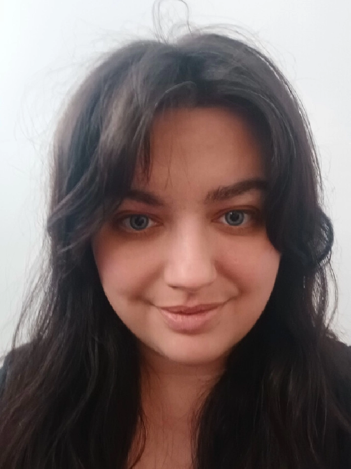 Je cherche à emménager dans une colocation (femmes seulement) in City of Montréal,QC - Room Rentals & Roommates