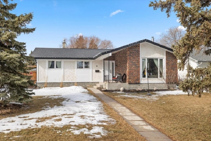 6 ORCHARD LANE - WONDERFUL 5 BED 3 BATH HOME IN SOUTHDALE in Winnipeg,MB - Houses for Sale