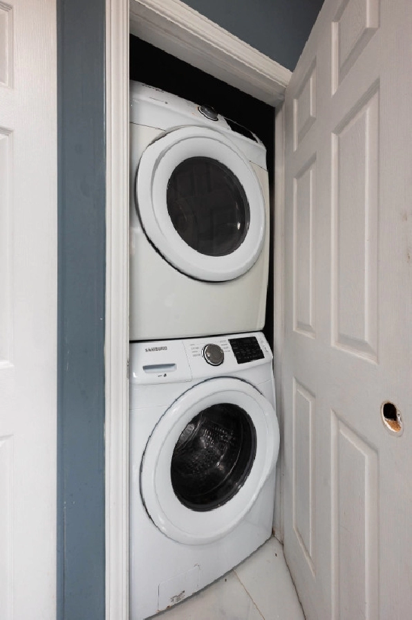 722 Bridge Avenue, Windsor in Windsor Region,ON Houses for Sale