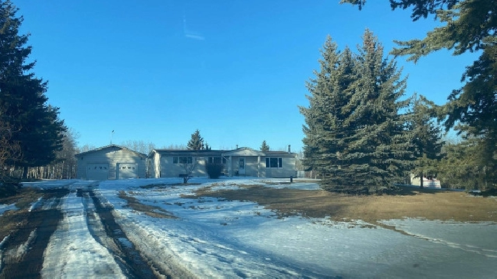 Acreage for sale in Edmonton,AB - Houses for Sale