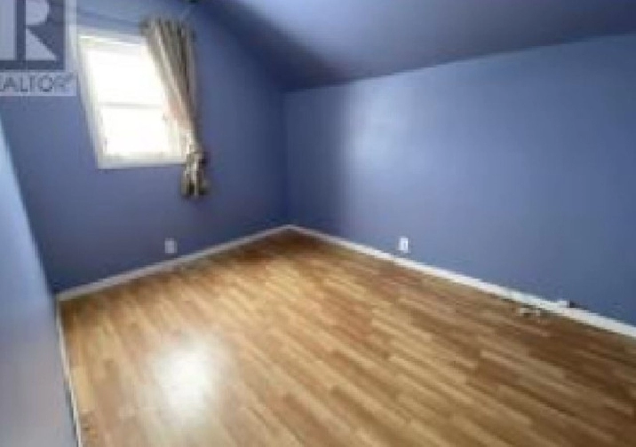 NEW WATERFORD 3 bed home, big lot near downtown, ocean, schools in Cape