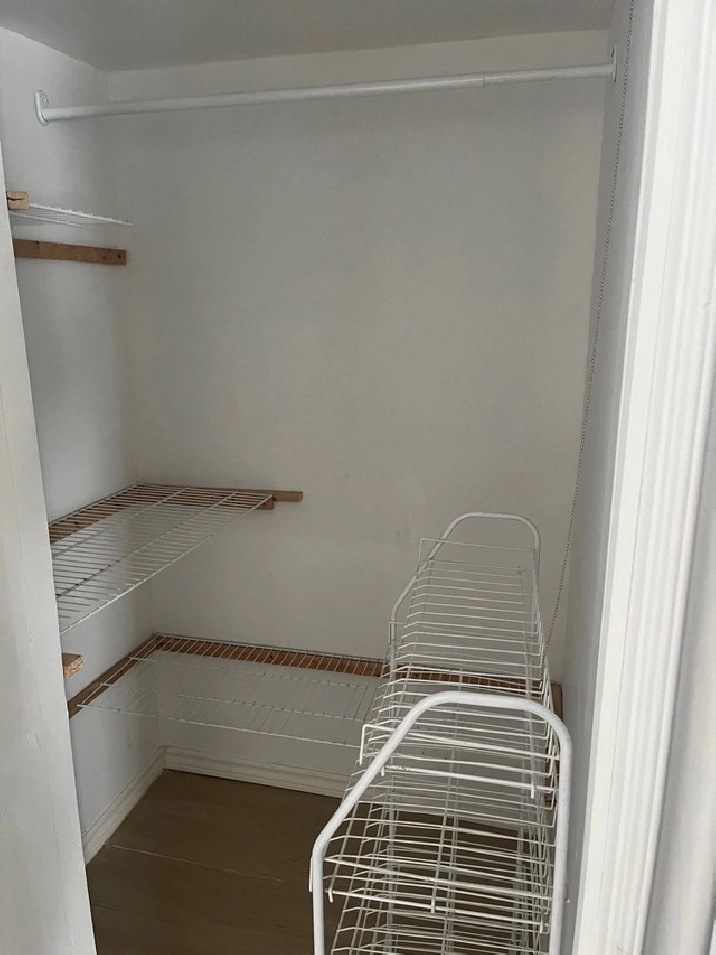 Legal basement studio apartment for rent in Kitchener / Waterloo,ON