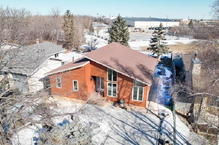 142 Tufnell St Vital OPEN HOUSE Sunday March 24 in Winnipeg,MB - Houses for Sale