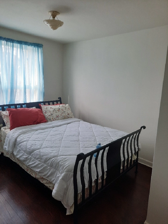 1 BEDROOM APT KIPLING & BLOOR. in City of Toronto,ON - Apartments & Condos for Rent