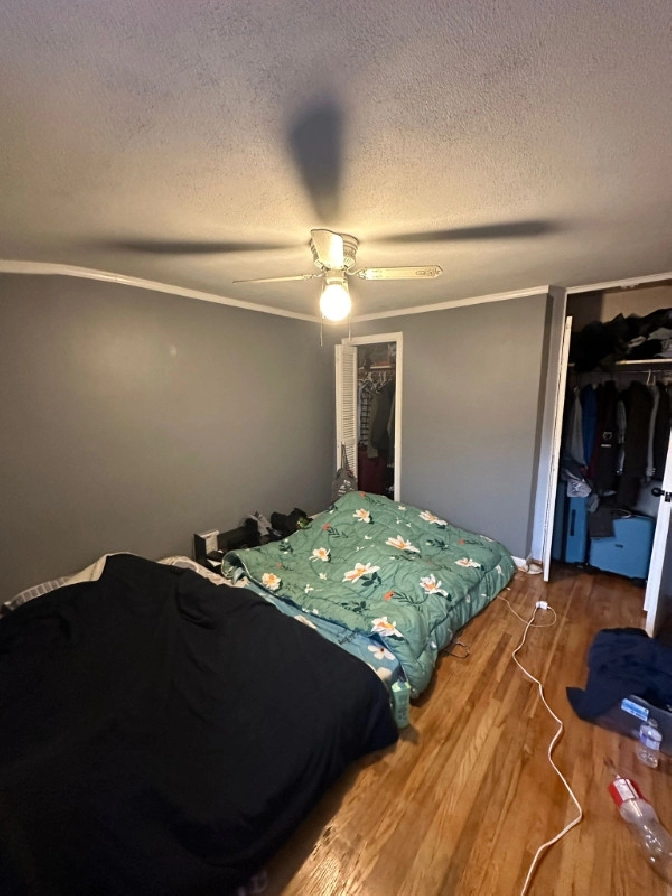Room for rent in Scarborough near Kennedy Station in City of Toronto,ON - Room Rentals & Roommates