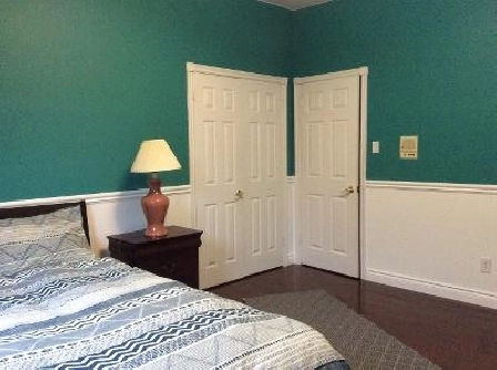 Bayview/Finch private in City of Toronto,ON - Room Rentals & Roommates
