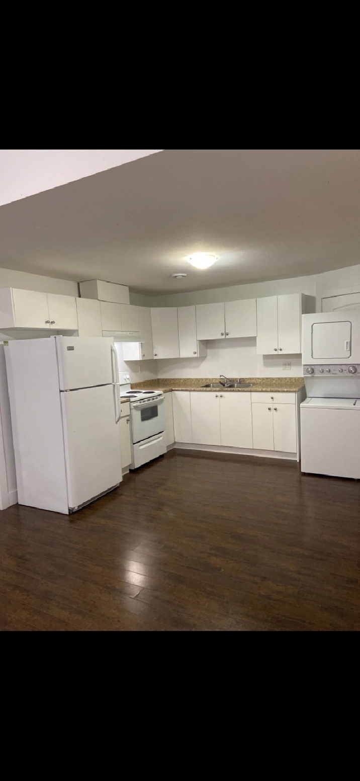 Basement for rent Cloverdale in Delta/Surrey/Langley,BC Apartments