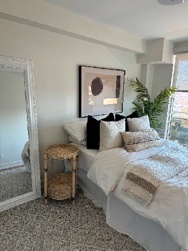 ALL-INCLUSIVE FULLY FURNISHED 1 BEDROOM 1 BATH APARTMENT $2,200 Image# 8