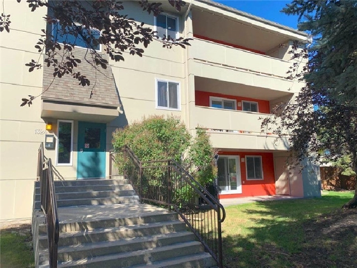 2 bedrooms, 2 bathrooms condo with 2 parking for rent near Unive in Winnipeg,MB - Apartments & Condos for Rent